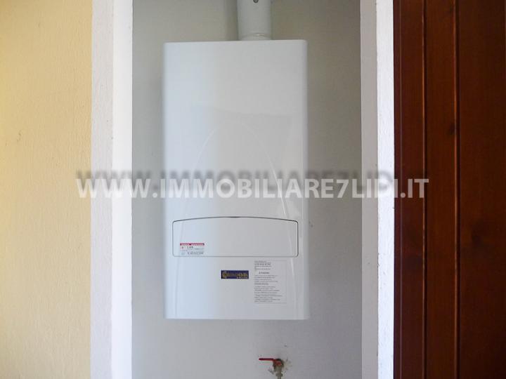 caldaia nel ripostiglio esterno