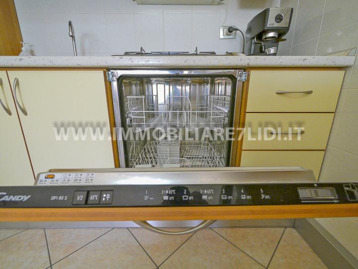 soggiorno con angolo cottura (3)