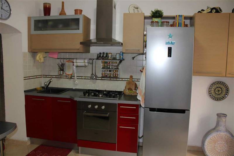 Carrara_Avenza_semindipendente_vendita (5).JPG