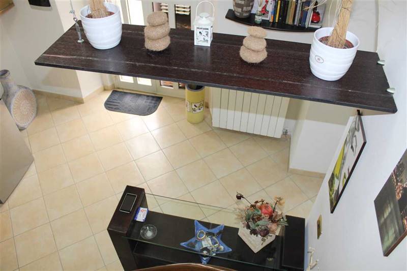 Carrara_Avenza_semindipendente_vendita (18).JPG