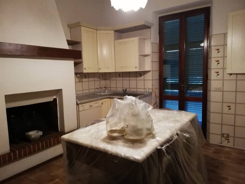 trifamiliare_castelnuovo_magra (10).jpg