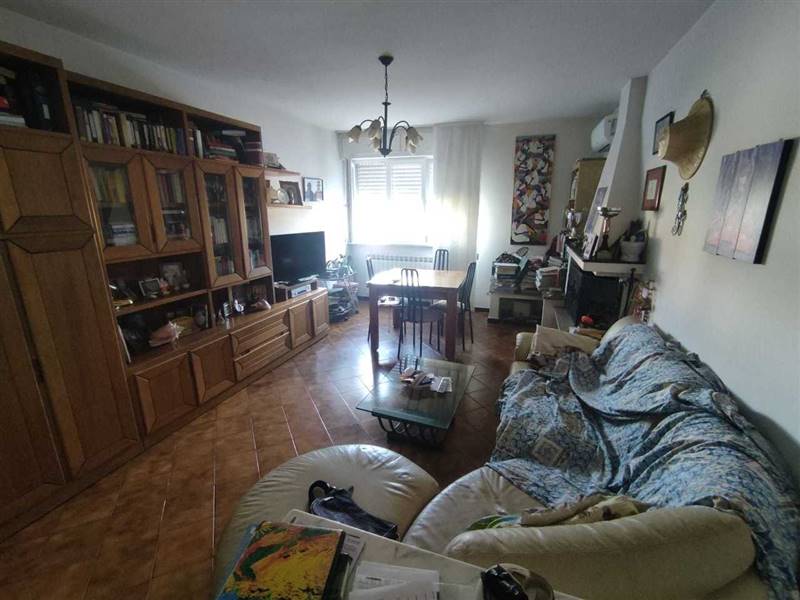 avenza appartamento carrara (5).jpg