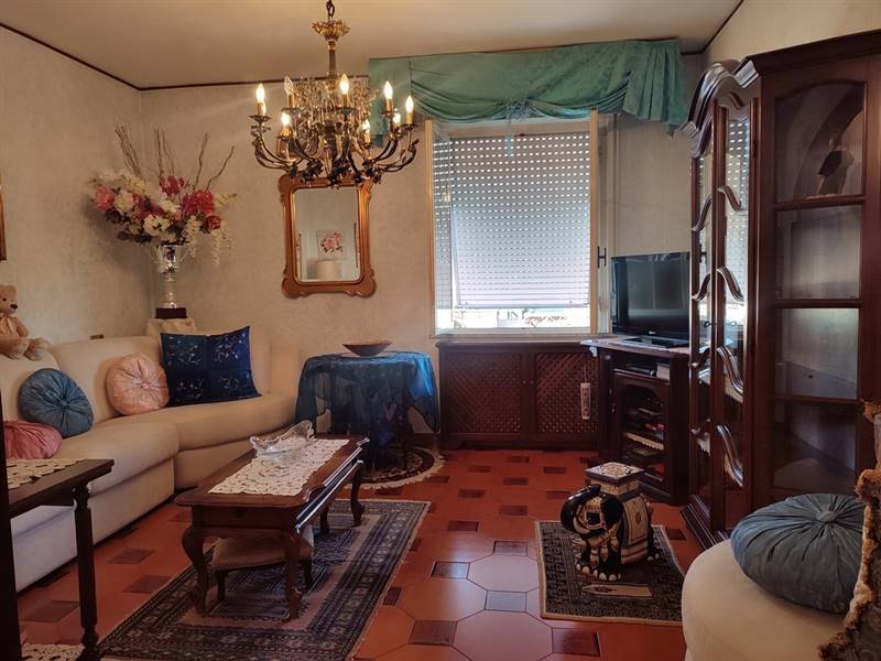 AVENZA-appartamento-5vani (1).jpg