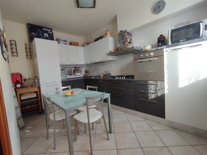 avenza-semindipendente (9).jpg