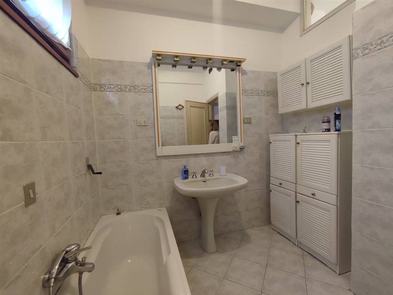 affitto-arredato-carrara (19).jpg