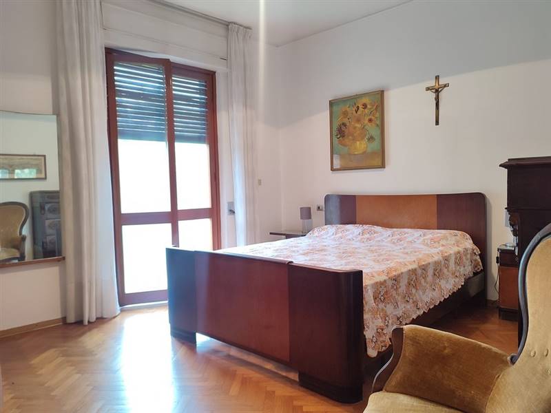 affitto-arredato-carrara (17).jpg