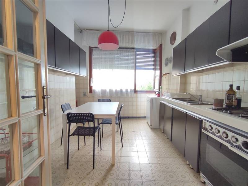 affitto-arredato-carrara (10).jpg