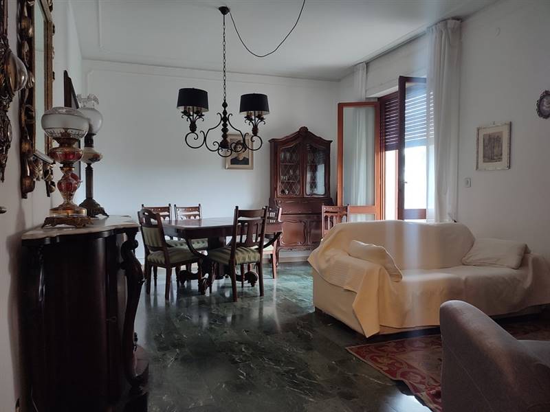 affitto-arredato-carrara (7).jpg