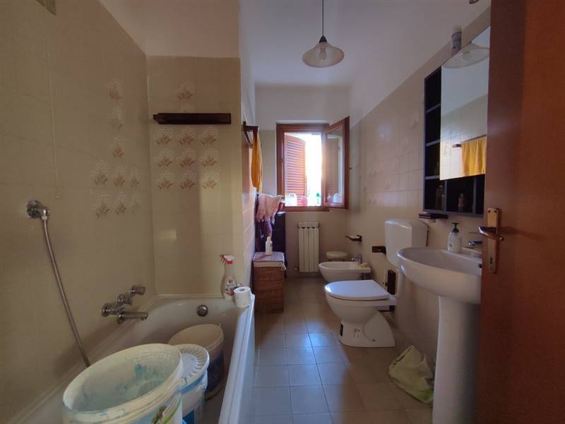 appartamento-avenza-carrara-terrazza (13).jpg