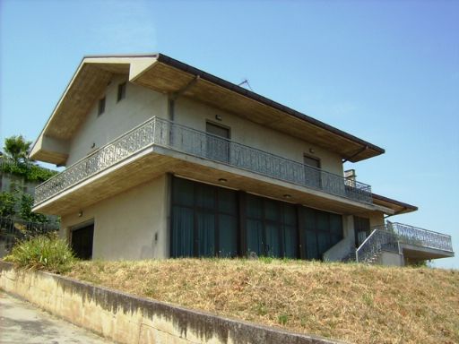 Villa abitabile a Martinsicuro