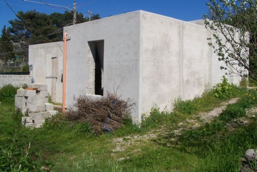 prospetto con ingresso