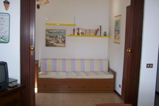 camera con divano letto+ due letti