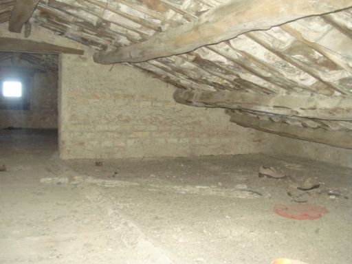 casa semindipendente