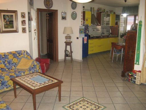 appartamento in piccolo condominio