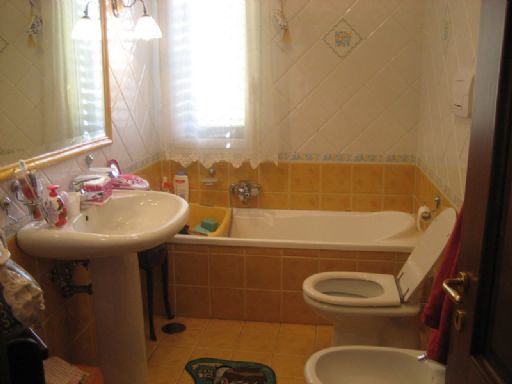 appartamento in piccolo condominio