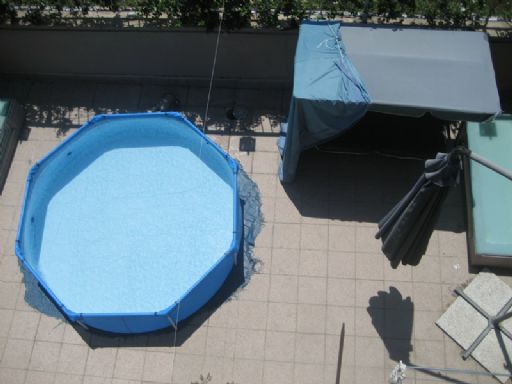 villa a schiera indipendente su tre livelli