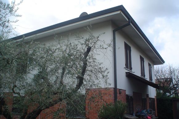 Villa in ottime condizioni in zona Arancio a Lucca