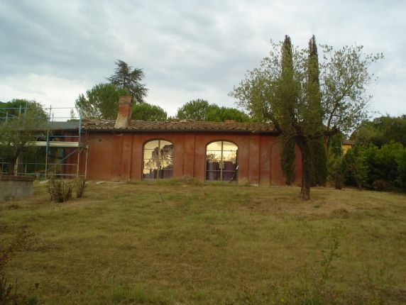Casa singola in nuova costruzione a Lucca