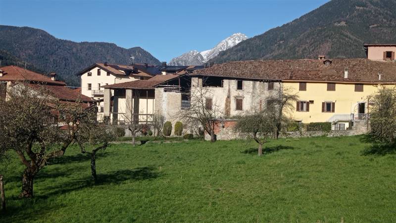 Casa singola in Via San Gervasio in zona Ossimo Superiore a Ossimo