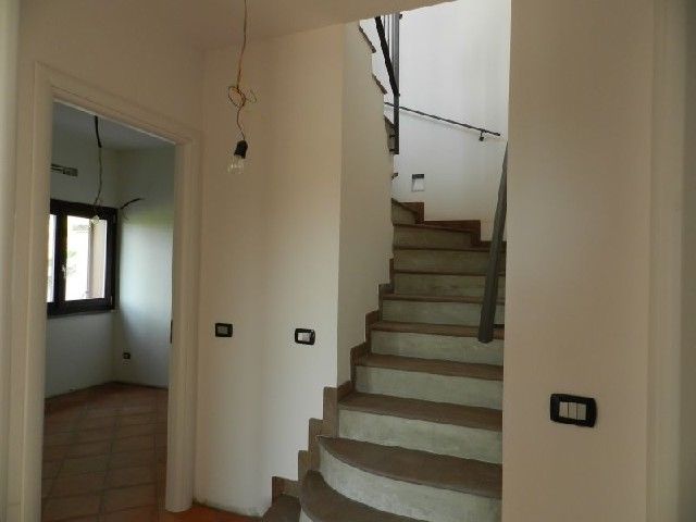 appartamento duplex 3 camere, scale interne