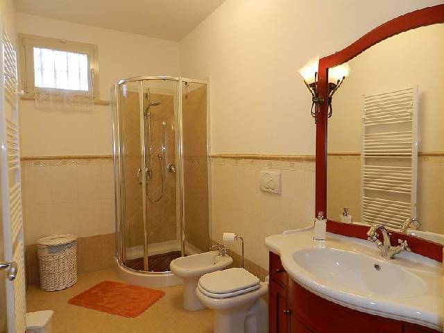 bagno esclusivo con doccia