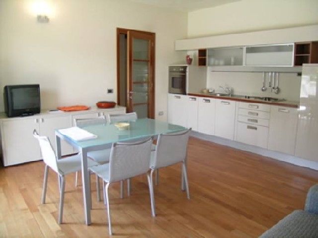 soggiorno pranzo con cottura