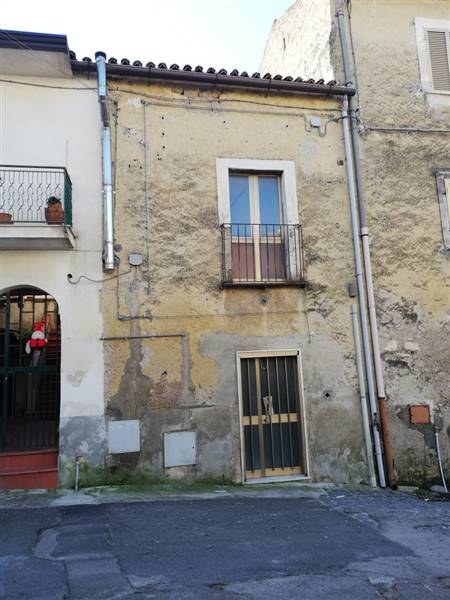 Casa semi indipendente in Via Giuseppe Mazzini a Piana di Monte Verna