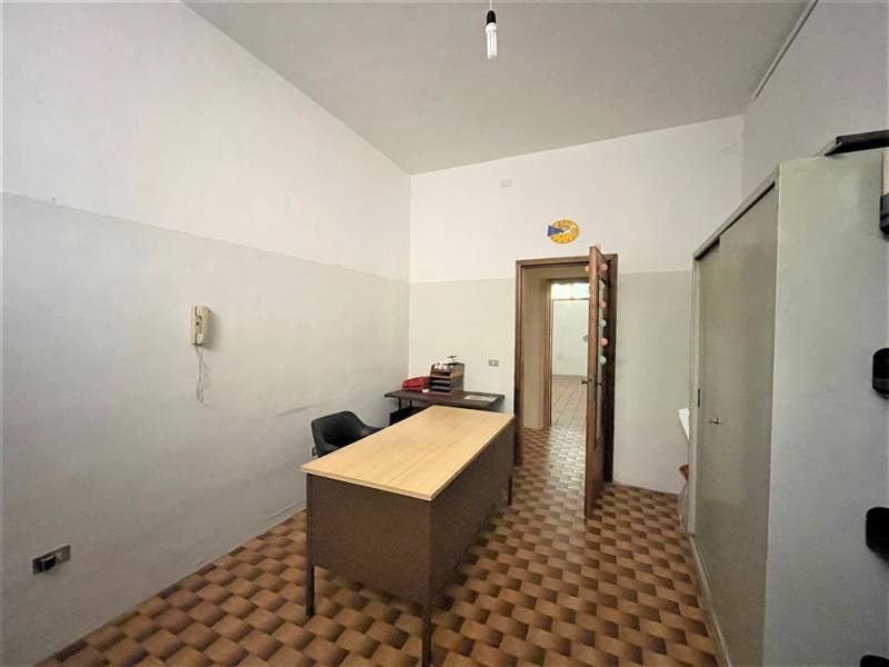 DEPOSITO/LABORATORIO