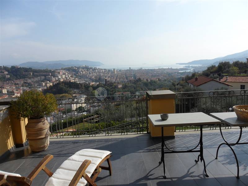 Terrazzo primo piano.JPG