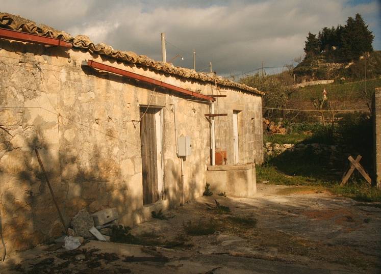 Rustico casale in C.da Abbeveratoio in zona San Giacomo a Ragusa