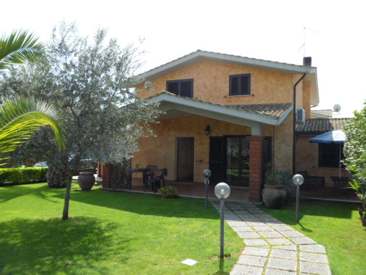 Villa in Via Firenze a Fiano Romano