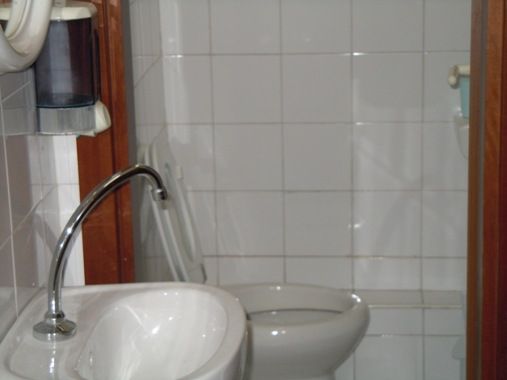 bagno con antibagno + spogliatoio e doccia 