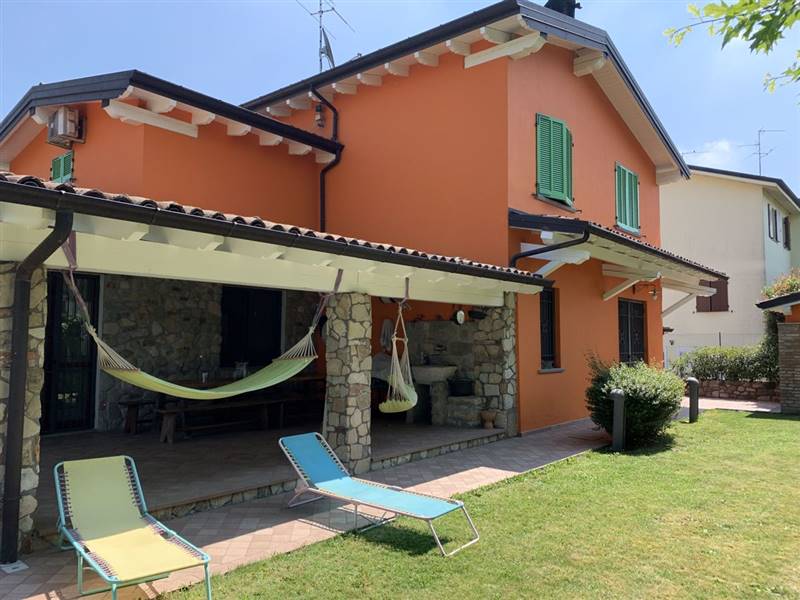 Villa in Via Mazzocchi, 43 a Castel San Giovanni