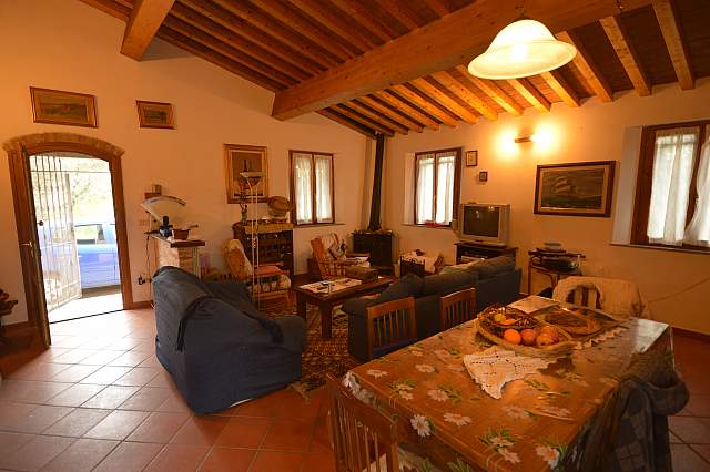 Villa abitabile in zona Parrana San Martino a Collesalvetti