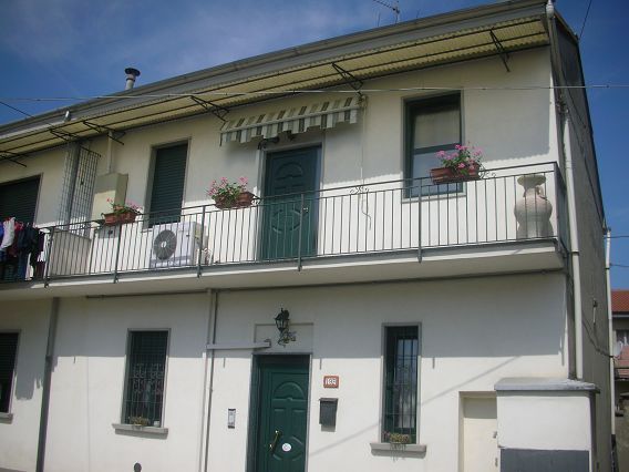 Casa semi indipendente in Via Fagnani a Gerenzano