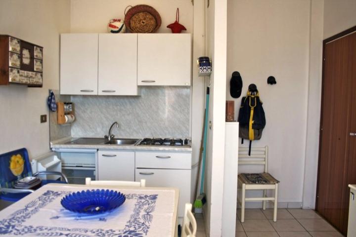 altra prospettiva salottino 