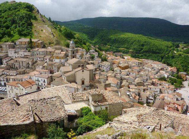 P1020905 (640x471).jpg