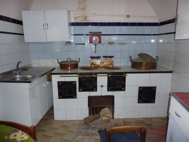 Cooking stove (640x480).jpg