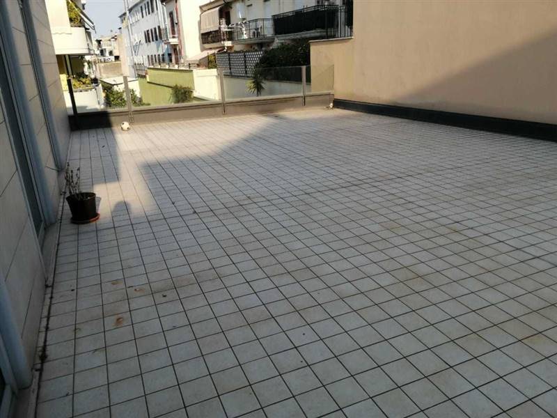 ufficio zona centro San Benedetto Del Tronto (5).j