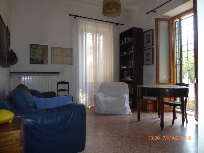 Camera 1_1 (800x600).jpg