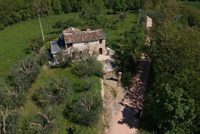 01 MONSAMPIETRO MORICO - Casa rurale in pietra e m