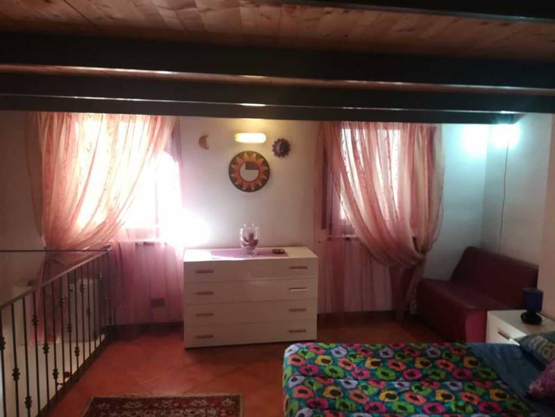 06  Casa indipendente ristrutturata in centro stor