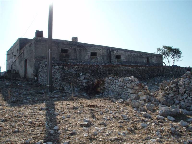 02 MATTINATA Terreno collinare  all'interno de