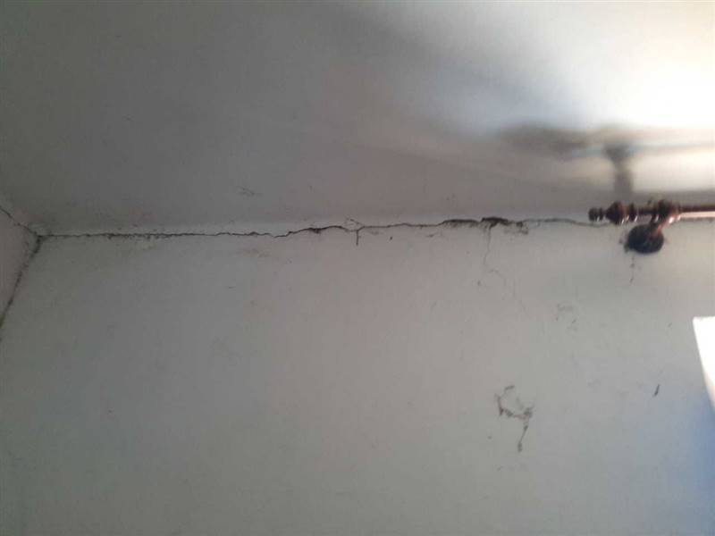 18 TERRENO AGRICOLO DI 14 ETTARI CON CASOLARE DA R