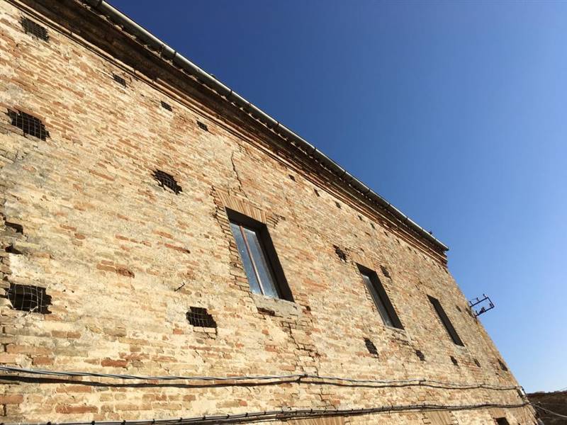 07 FABBRICATO CIELO TERRA DEL 1600 DA RISTRUTTURAR