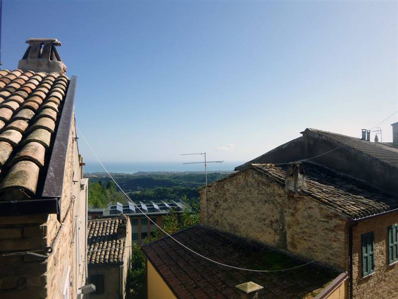 08 RIPATRANSONE - Centro storico casa del 1940 ris