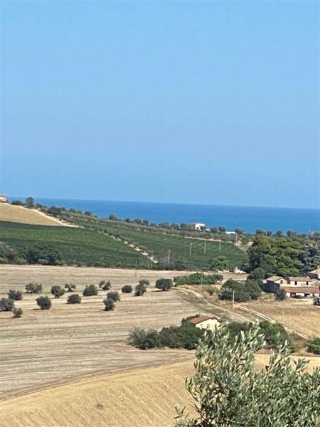 12 TERRENO EDIFICABIE ED AGRICOLO VISTA MARE E MON