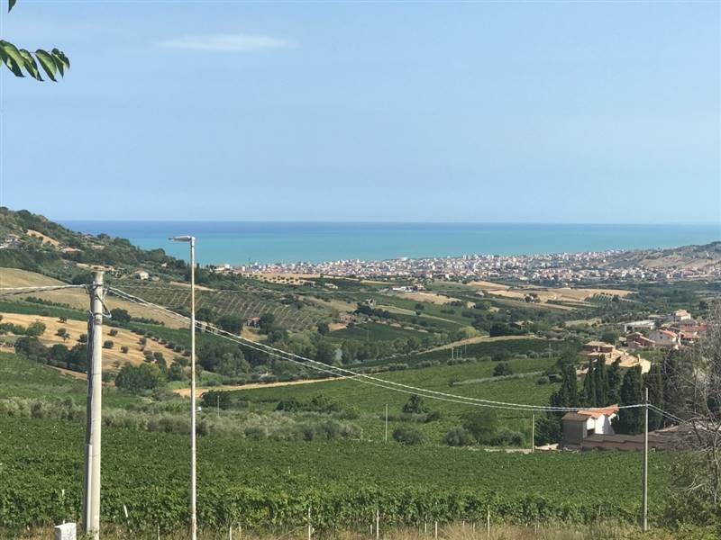 02 TERRENO EDIFICABIE ED AGRICOLO VISTA MARE E MON