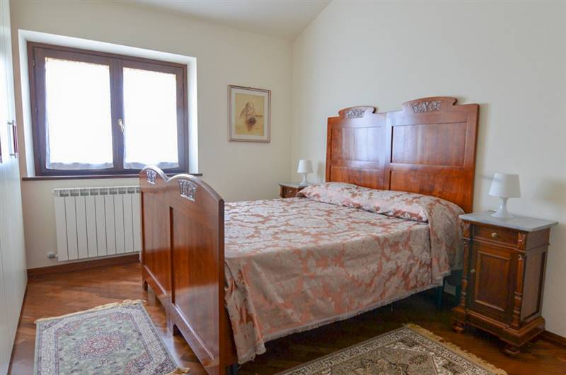 09 ACQUAVIVA PICENA VILLA CON VISTA MARE.jpg