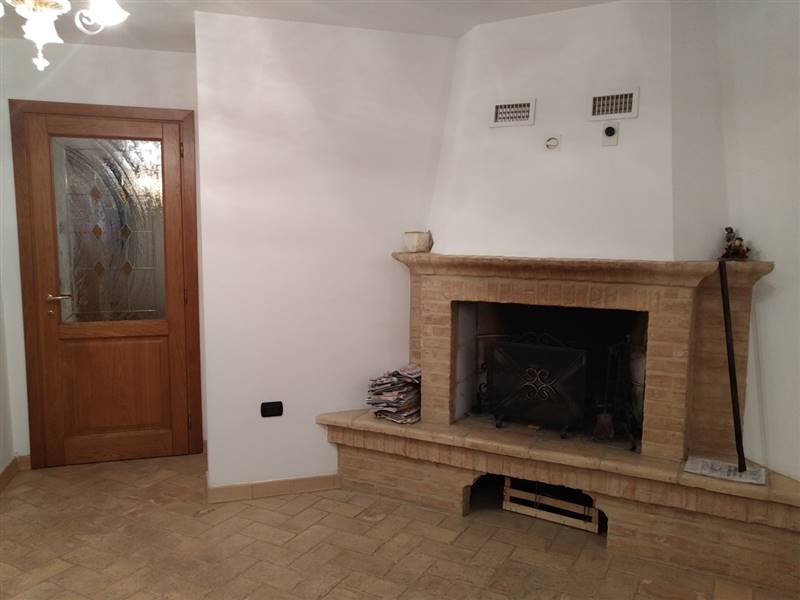 07 COSSIGNANO CASA CIELO TERRA RISTRUTTURATA.jpg